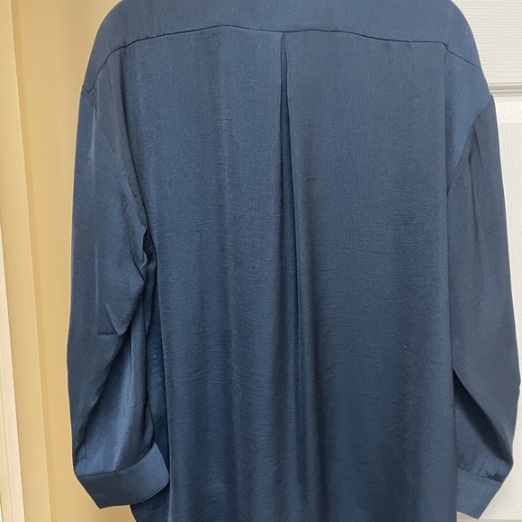 Banana Republic Satin Blouse - Picture 2 of 3